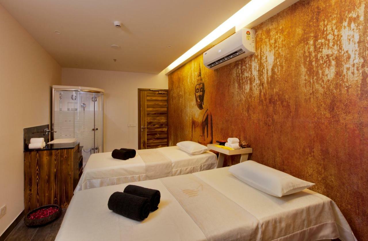 Country Inn Premier Amritsar, 10 Min From Golden Temple Екстер'єр фото